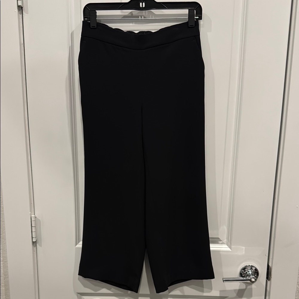 Black Wide Leg Cropped Pants with Textured Fabric